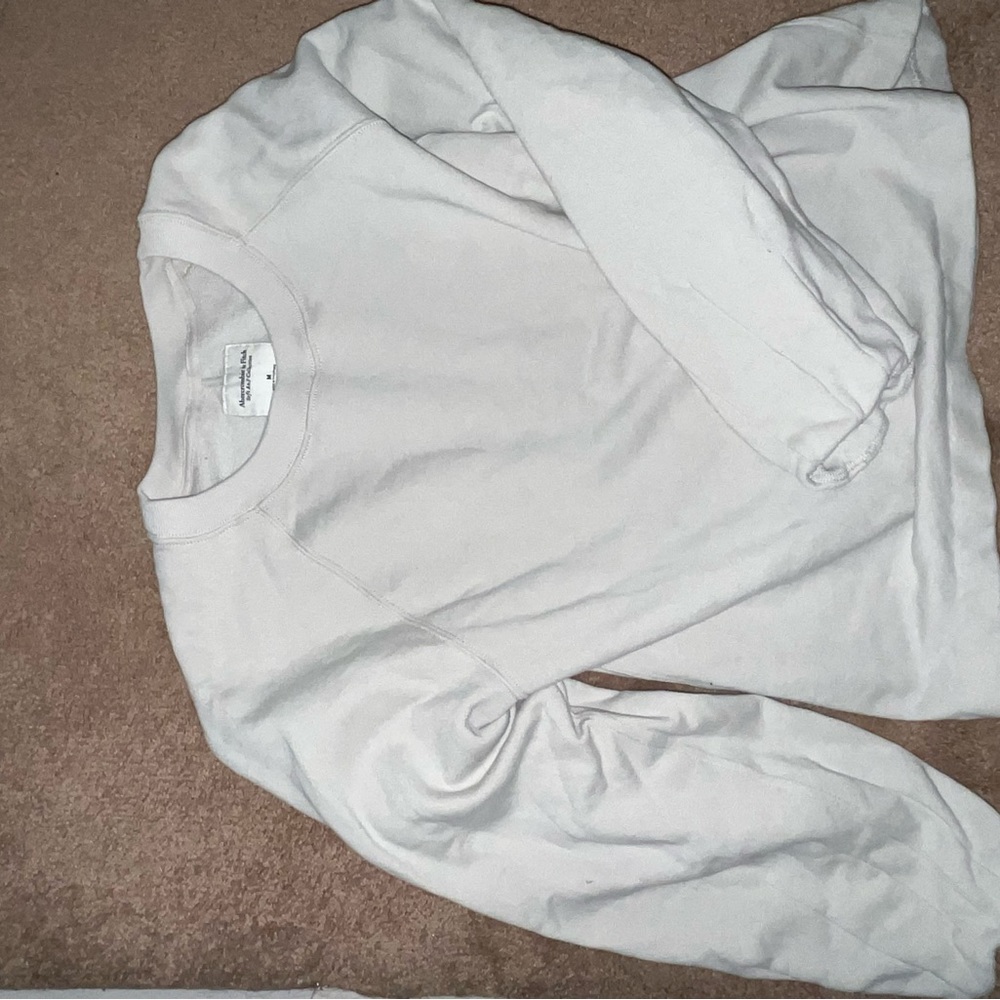 Abercrombie crew neck